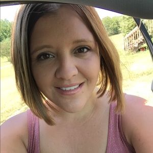 Meet your Posher, Nikki